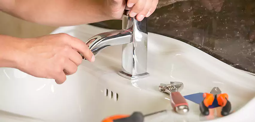 Bathtub Faucet Replacement in Tucker