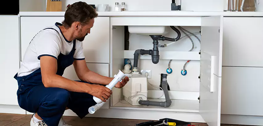 Plumbers for Frozen Pipes in Tucker